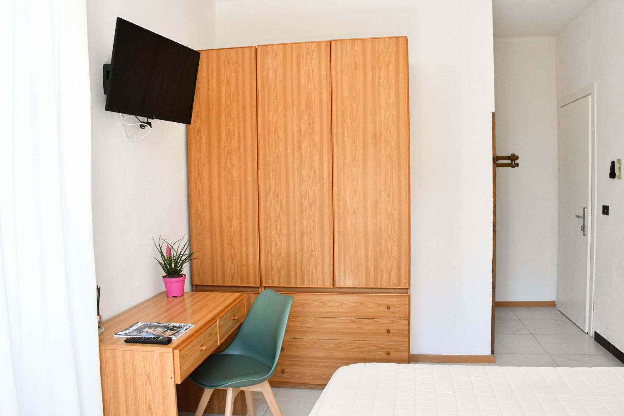Hotel Le Palme วาราซเซ ภายนอก รูปภาพ