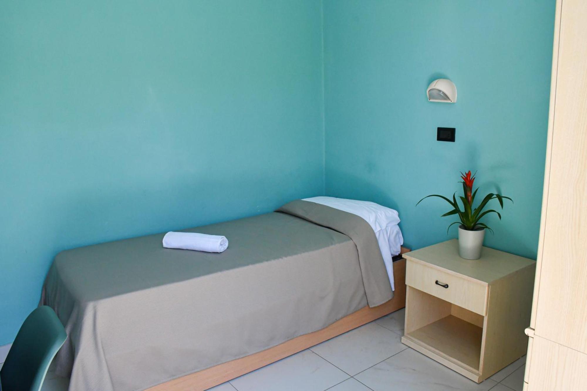 Hotel Le Palme วาราซเซ ภายนอก รูปภาพ