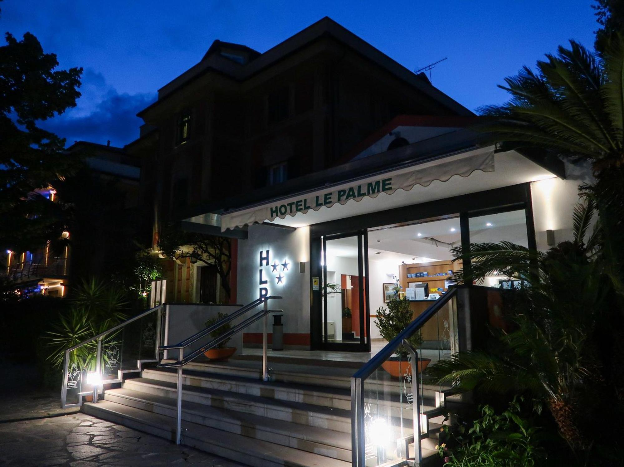 Hotel Le Palme วาราซเซ ภายนอก รูปภาพ